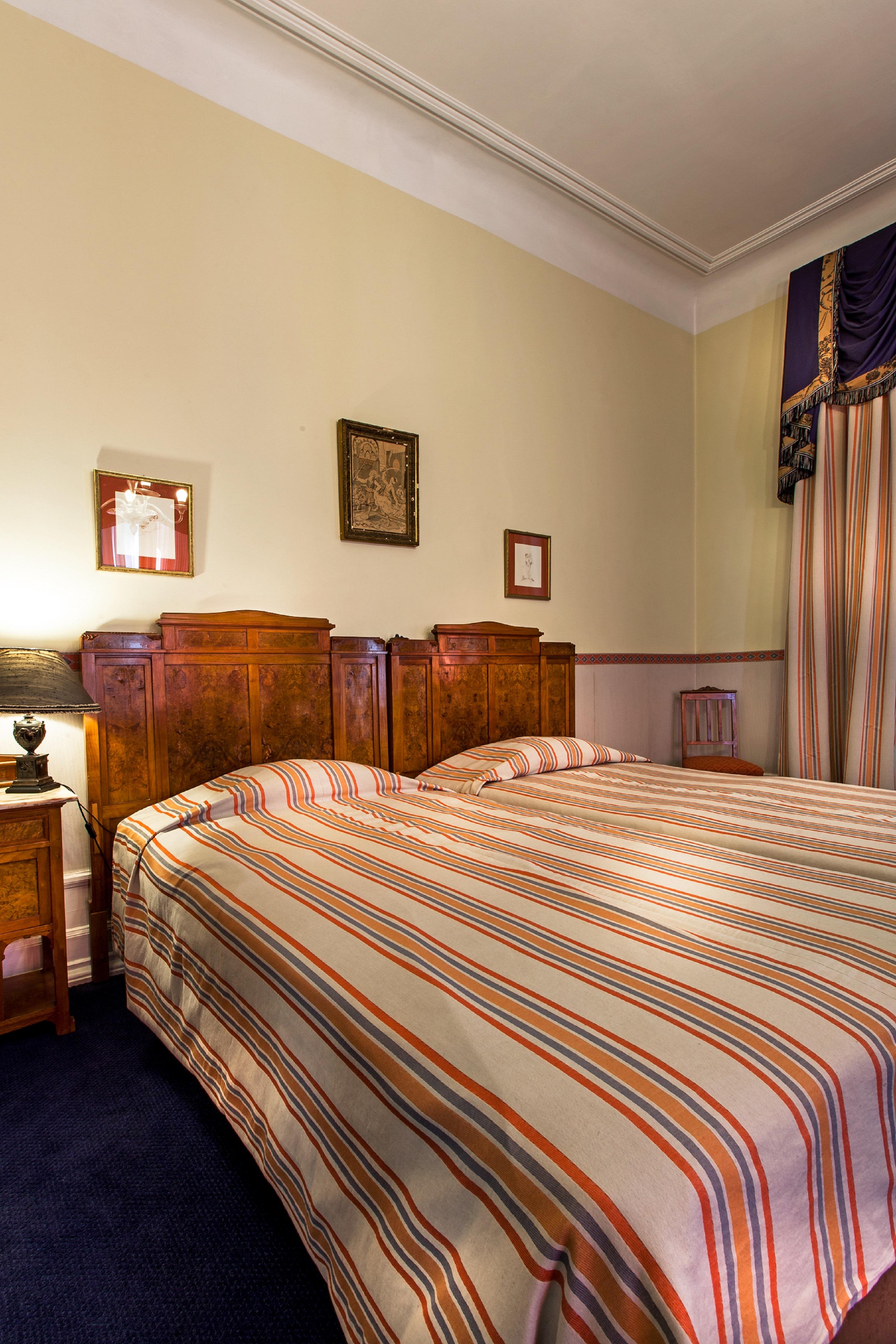Palace Hotel Do Bussaco Luso  Exterior photo A bedroom at the hotel