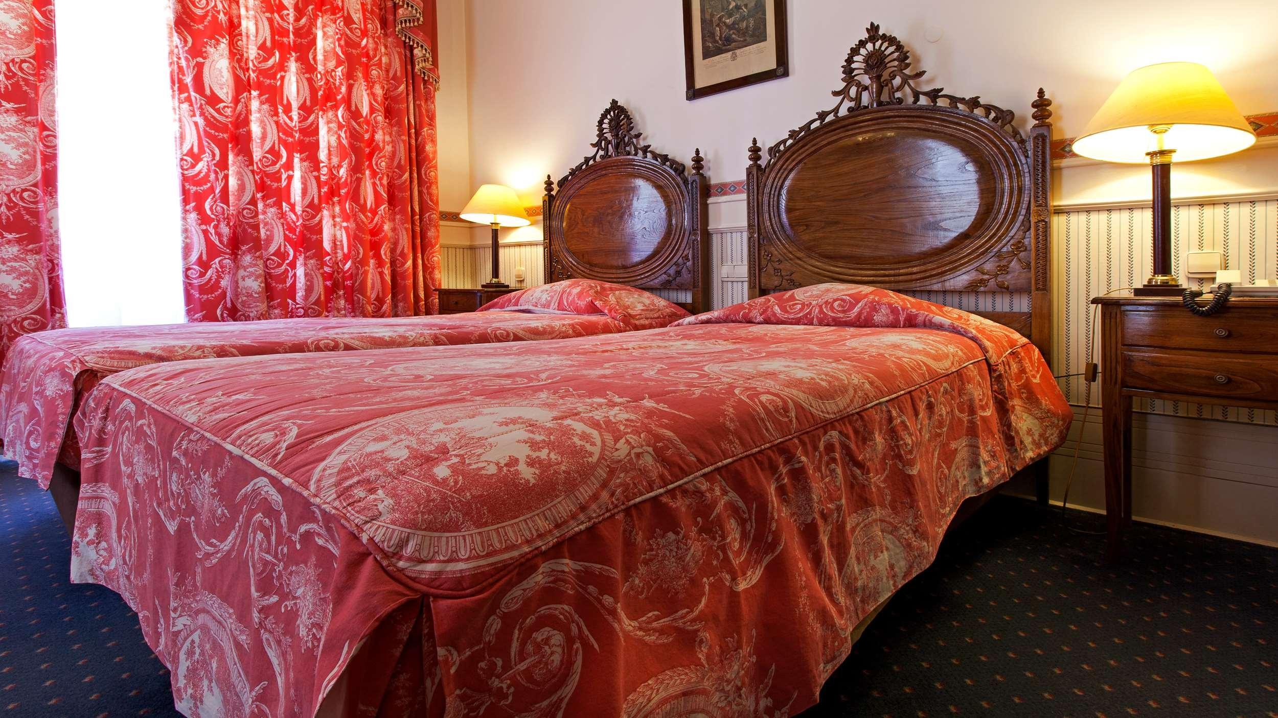 Palace Hotel Do Bussaco Luso  Exterior photo A bed