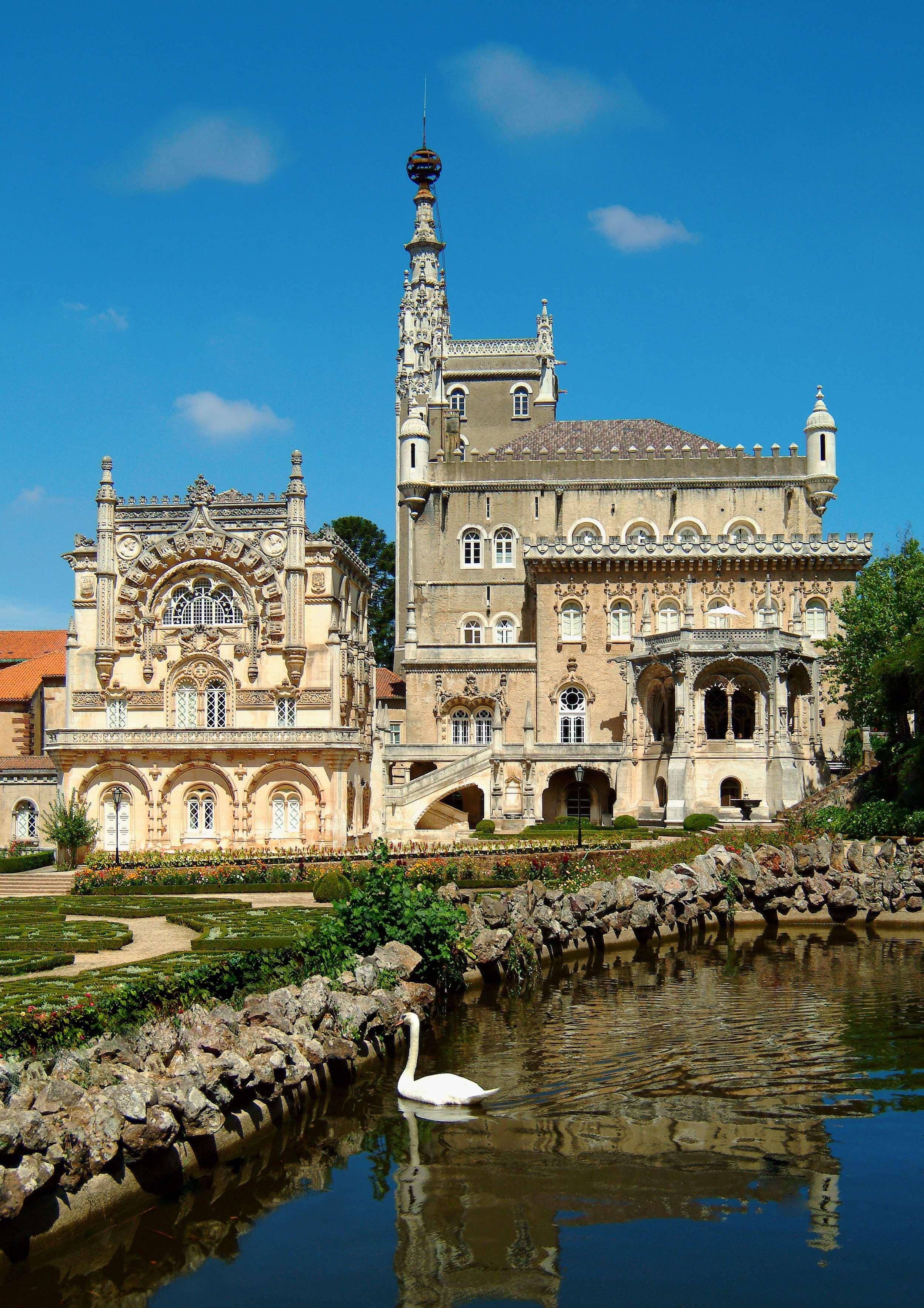 Palace Hotel Do Bussaco Luso  Exterior photo The Palace of the Dukes of Braganza