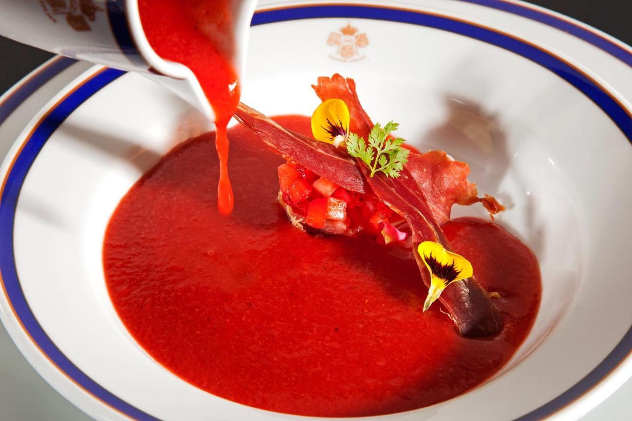 Palace Hotel Do Bussaco Luso  Exterior photo A tomato soup